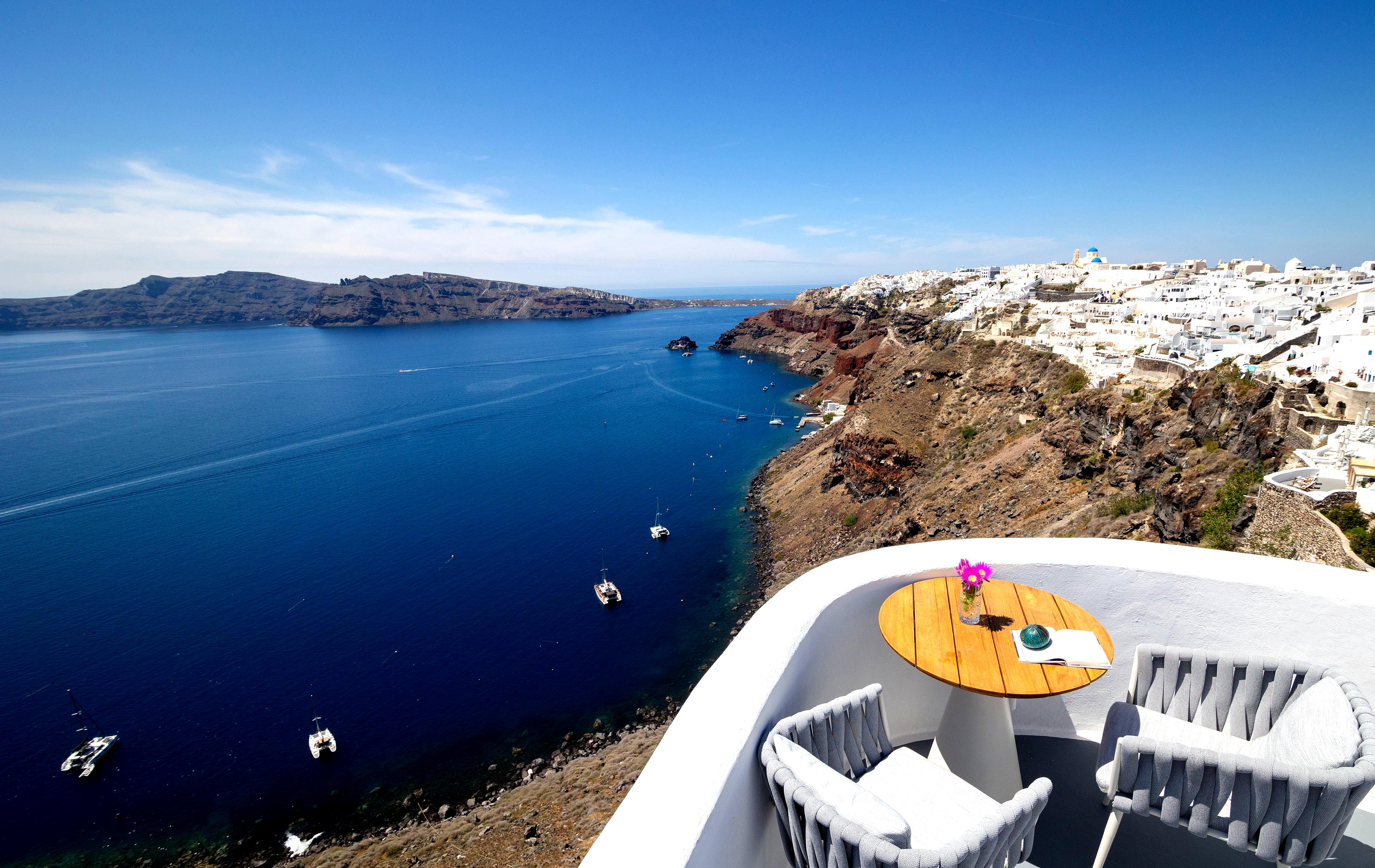 IKIES Santorini